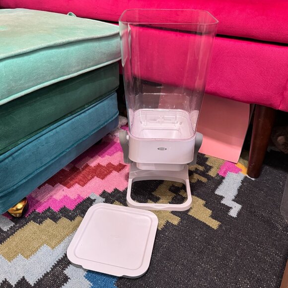 OXO Good Grips® Countertop Cereal Dispenser (Missing Tray)/ White - Picture 3 of 14